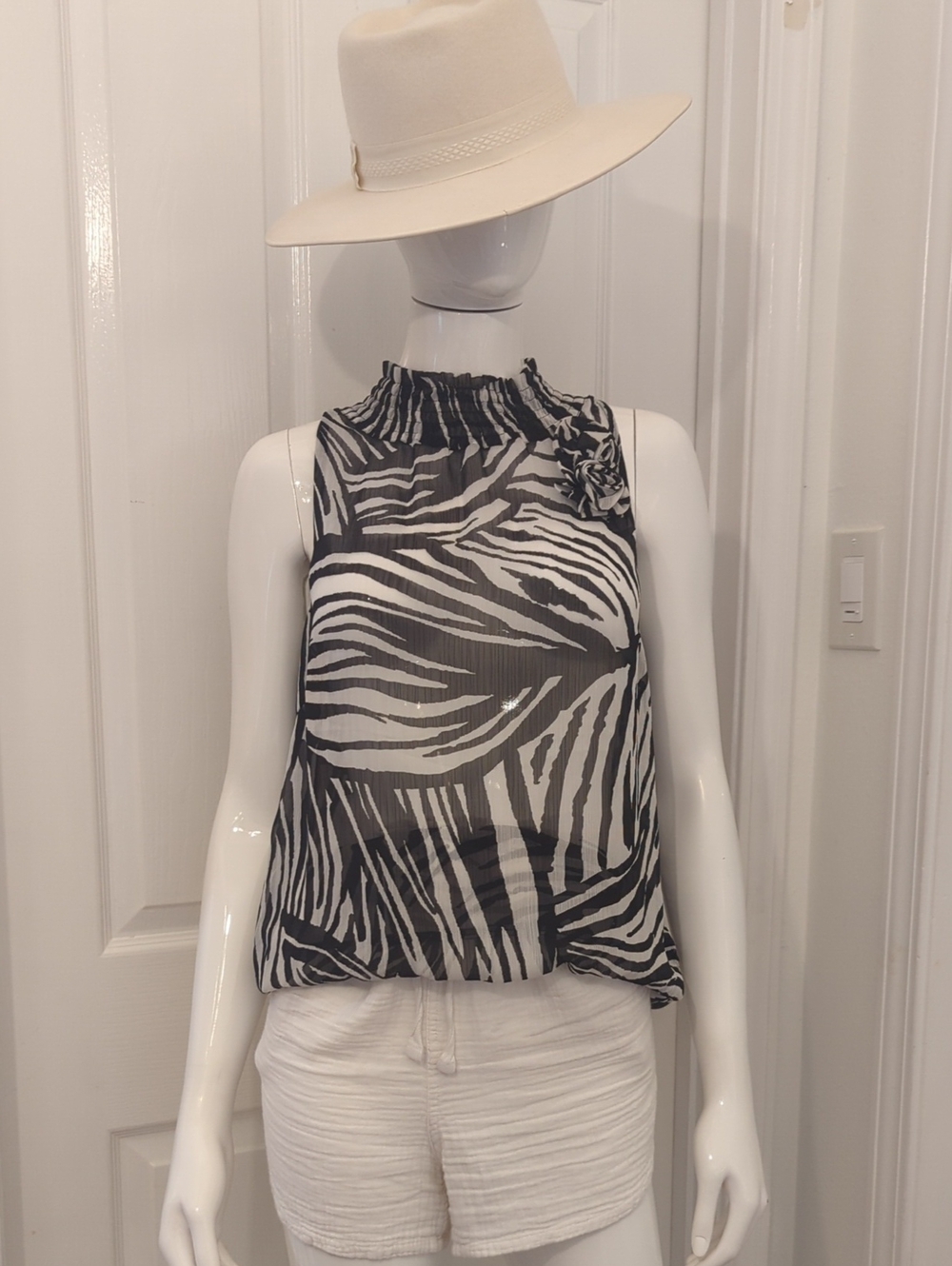 Twenty Black and White Sheer Zebra-Print Halter Blouse M